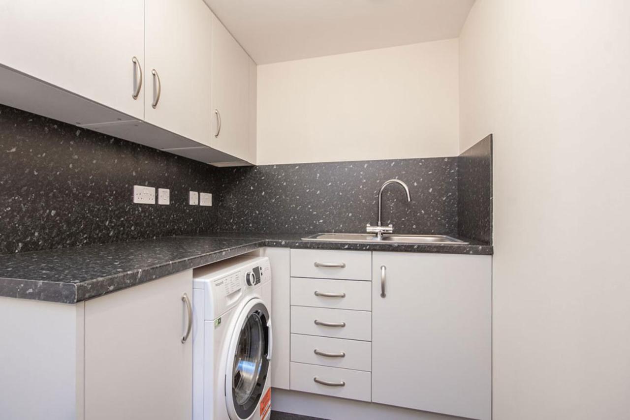אינברנס Ness River Apartments מראה חיצוני תמונה